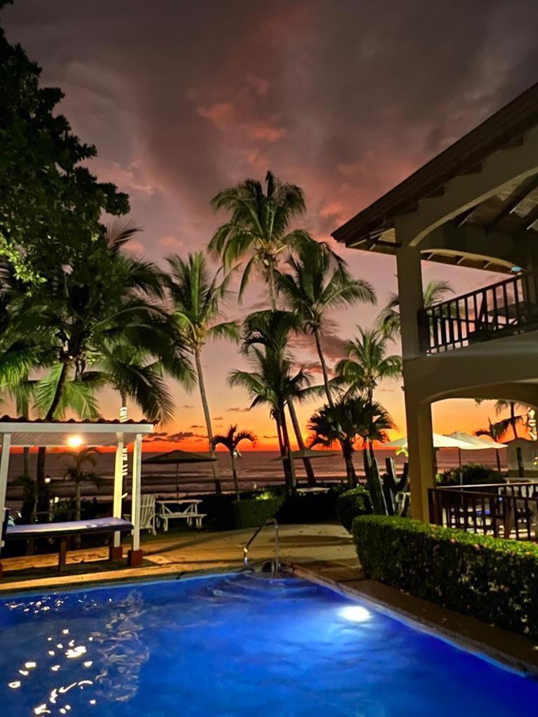 The Backyard Beachfront Hotel Jacó Exteriér fotografie